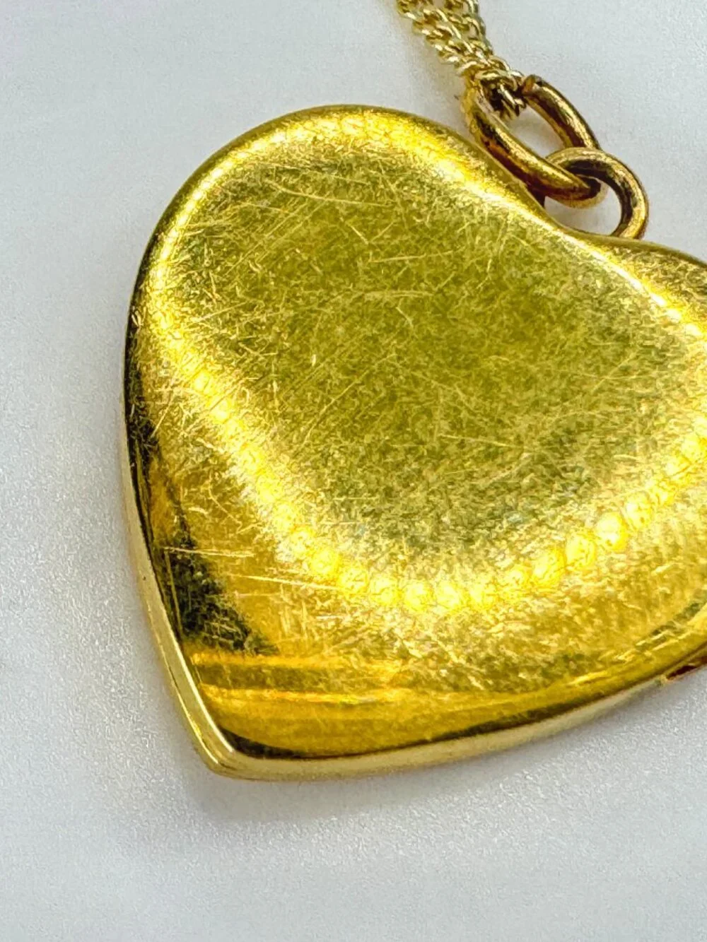 Vintage 14K gold Heart Locket necklace 16" diamond-cut chain 2.2g 16" JR1866 - Picture 3 of 6